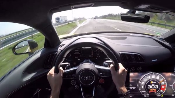 Audi R8 V10 Plus Acceleration